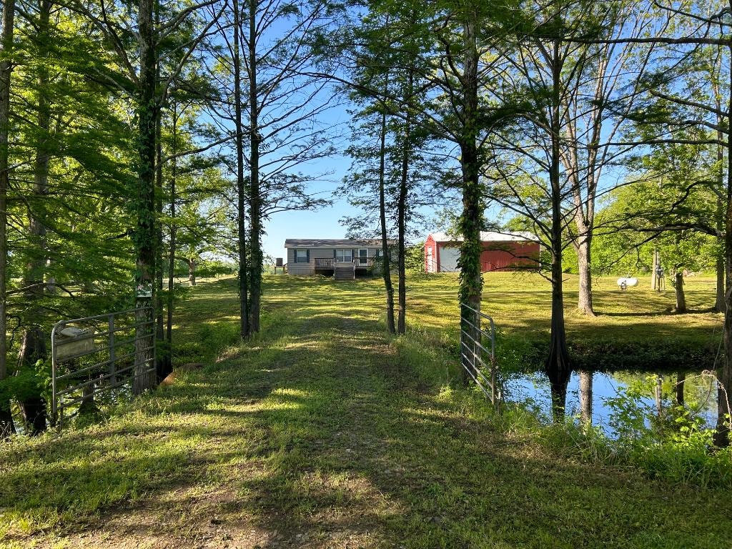 Natchitoches Louisiana country home on 3 acres